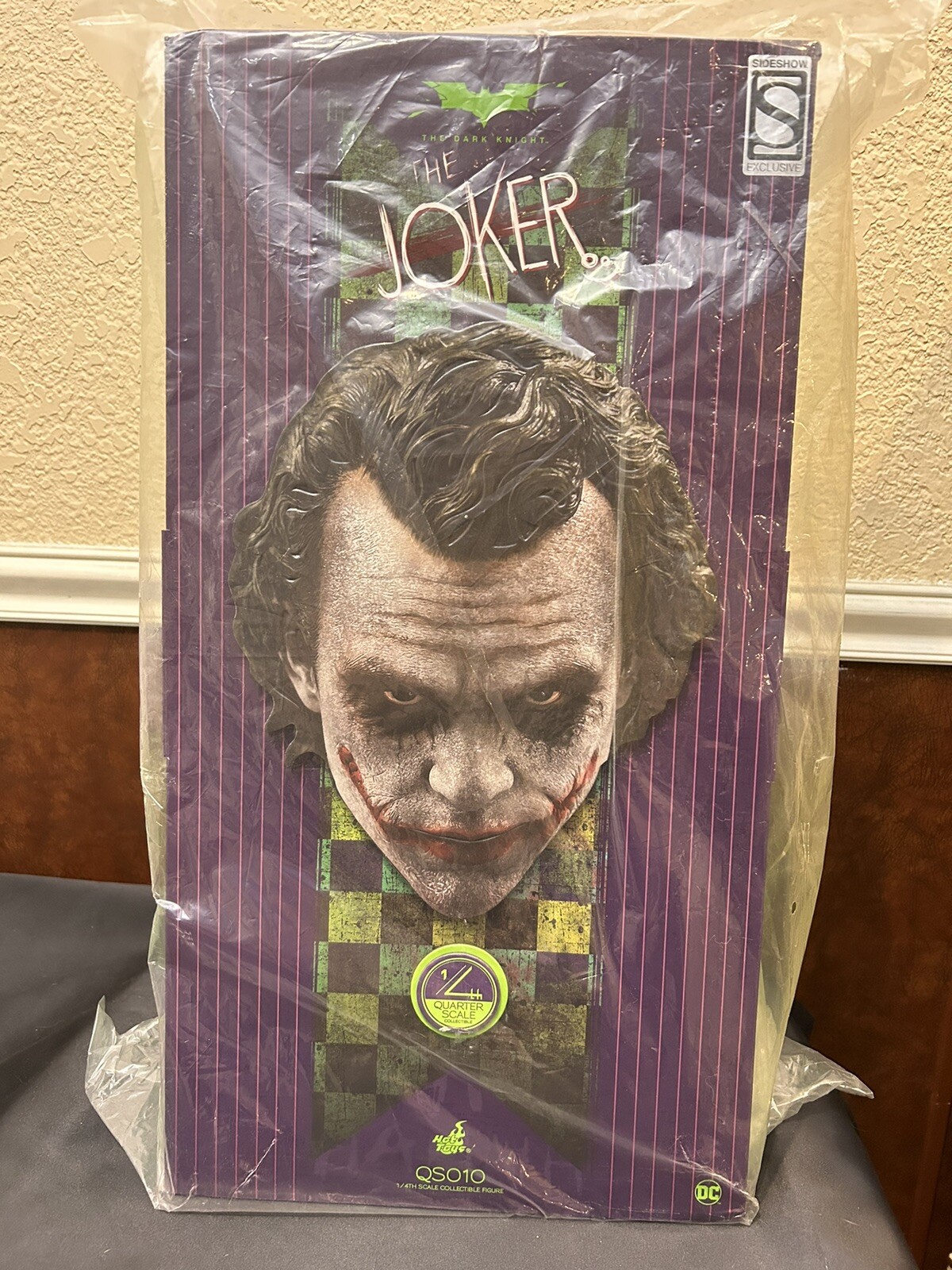 Hot Toys QS010 The Joker 1/4 Scale Figure Sideshow Exclusive The Dark Knight
