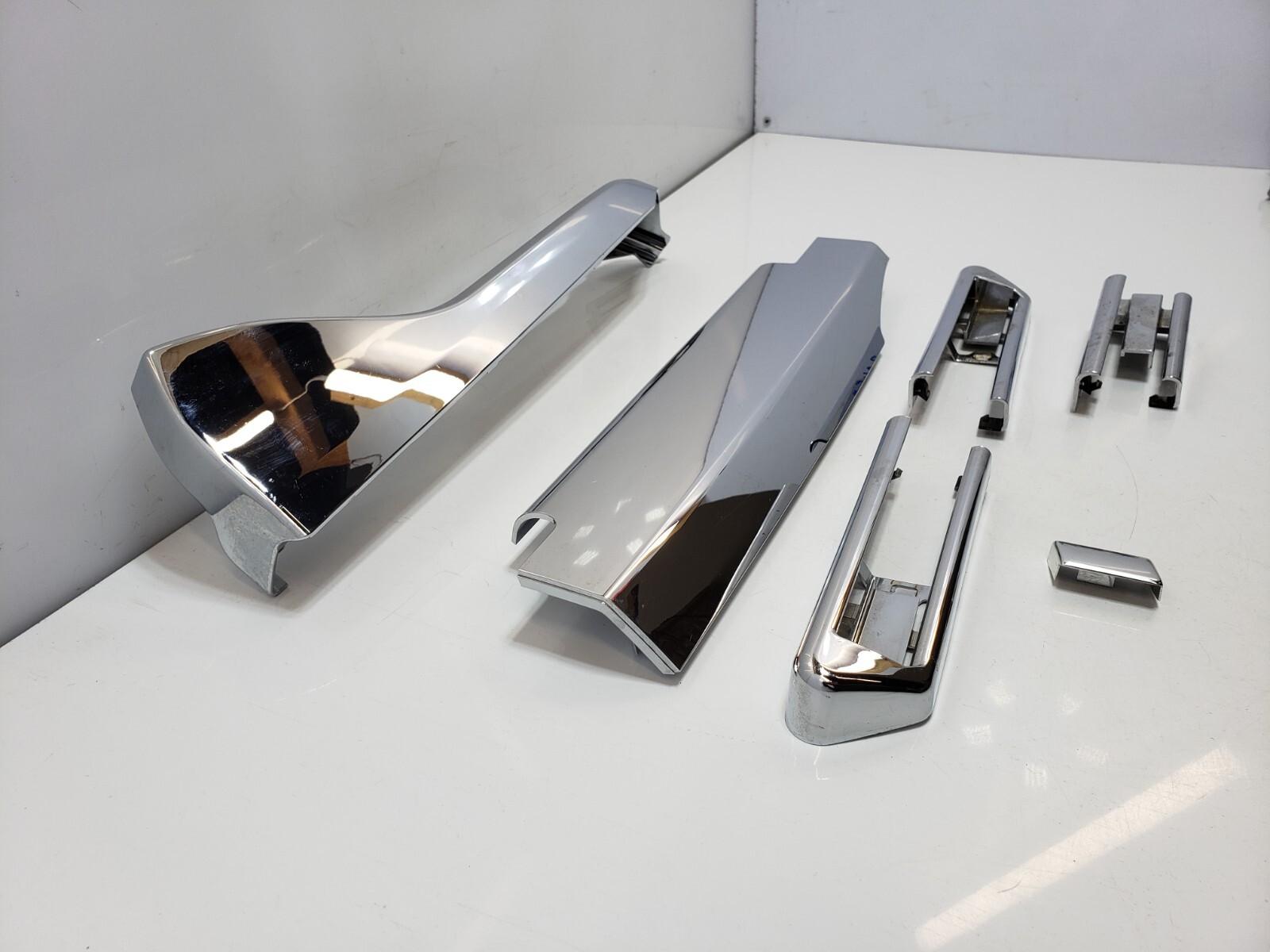 ✅ 10-14 OEM Rolls Royce Ghost RR4 Front Right Passenger Seat Rail Trim SET*