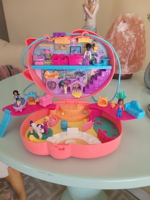 Polly Pocket Cat Purse Playset 2021 w/ Mini Figures & Accessories