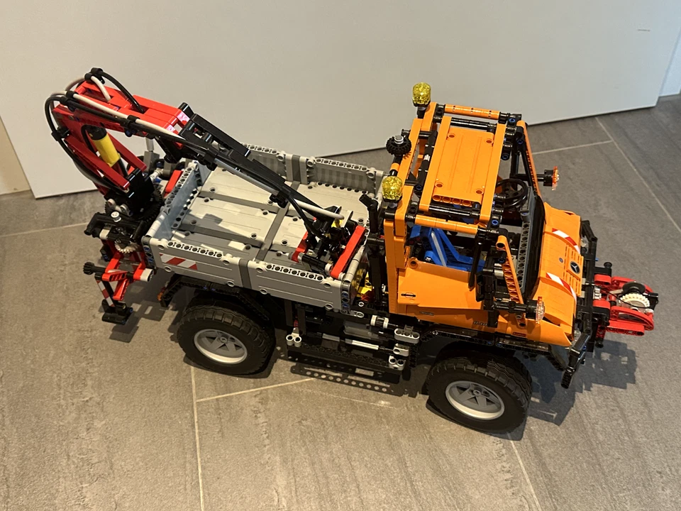 Lego Technic 8110 Großer Unimog U400 getestet komplett top Zustand OVP OBAs - Bild 4 von 4