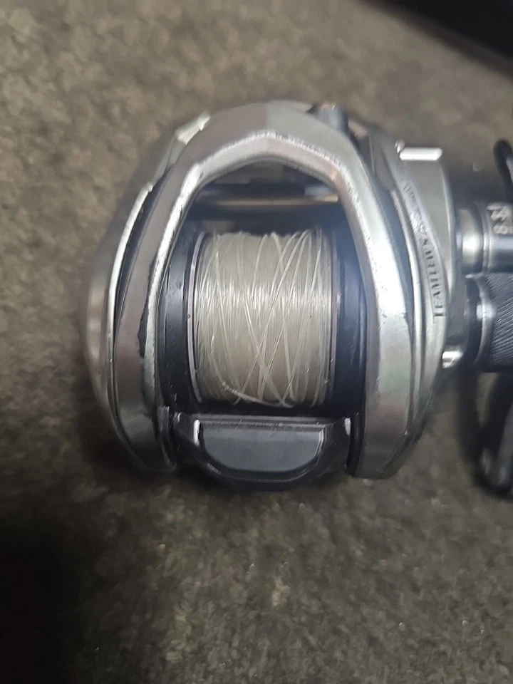  Lew’s Fishing Hyper Mag Speed Spool SLP Baitcaster Reel RIGHT 8.3:1 TLH1XH - Image 4 of 4