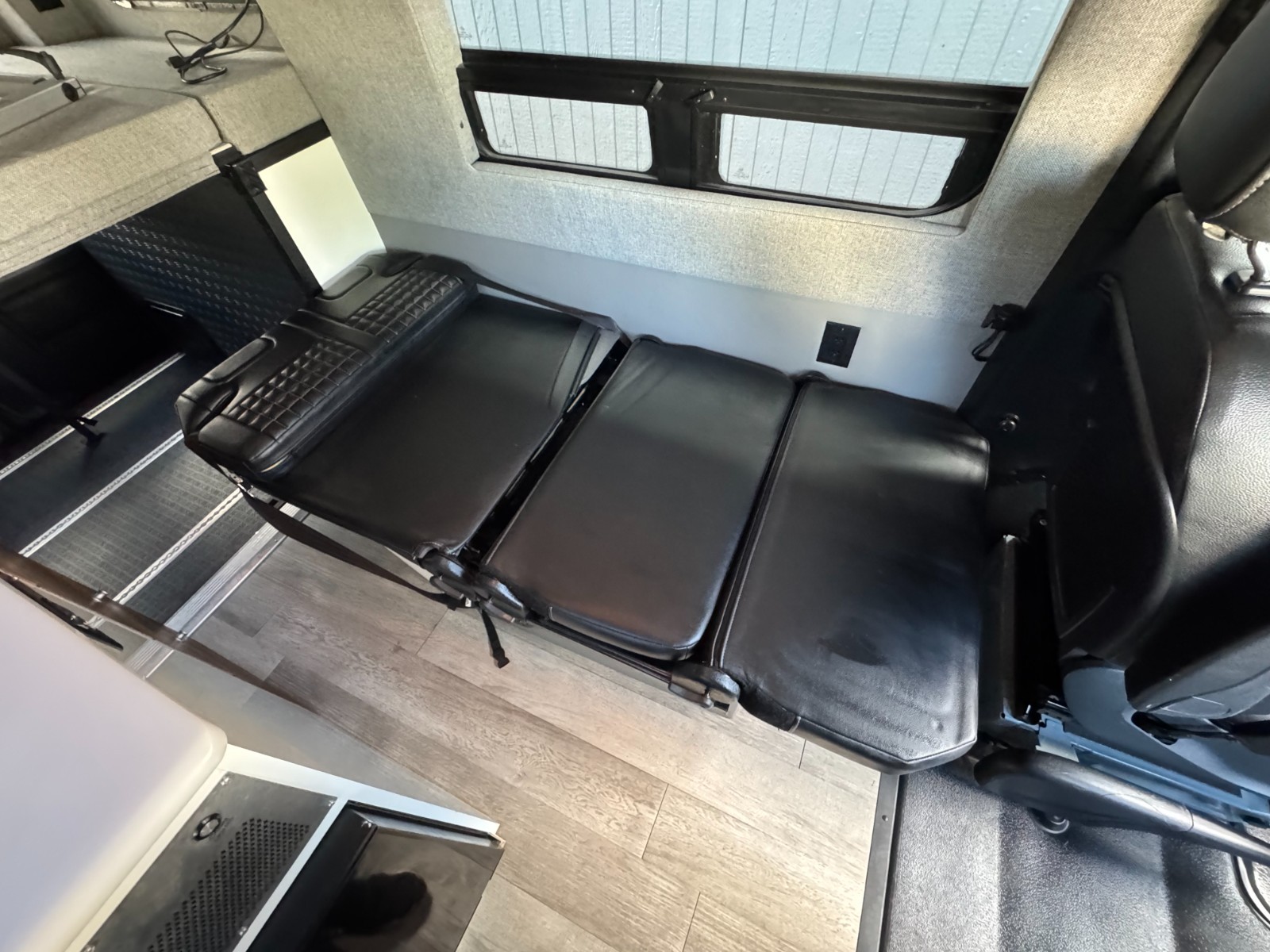 2021 Sprinter 4x4 Storyteller Stealth MODE