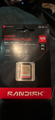 SanDisk Extreme PLUS 128GB SDXC UHS-I U3 V30 Waterproof Shockproof Card