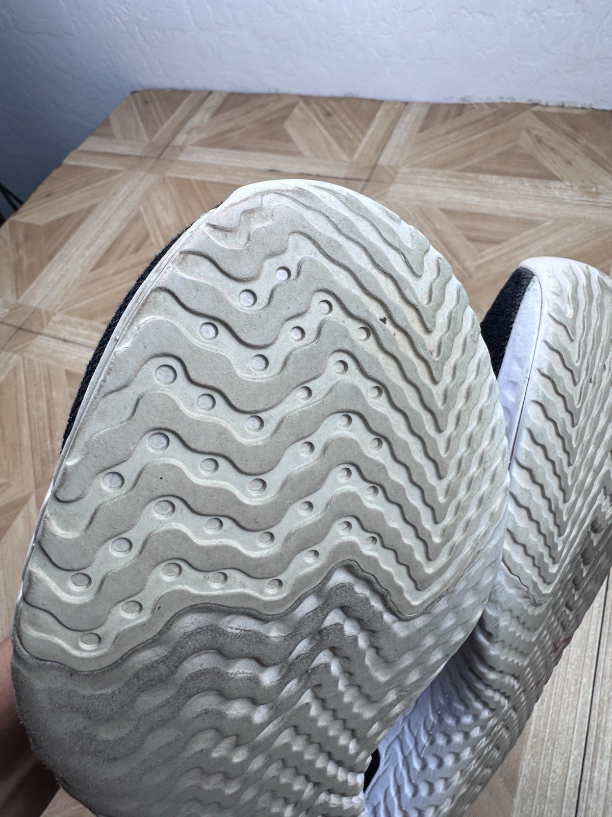 Nike Epic React Phantom Flyknit Running Shoes Men… - image 6