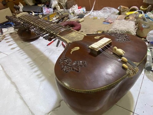 Kanai Lal, Vintage Professional Sitar around 45 to 50 yrs. old Ravi Shankar styl