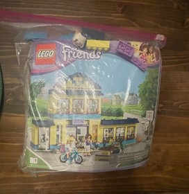 LEGO FRIENDS: Heartlake High (41005)(Out of Box) (With Instructions)(Only 2 char