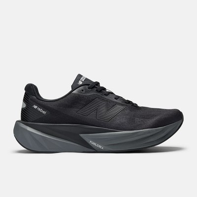 New Balance Herren FuelCell Rebel v5 Schuhe in Schwarz