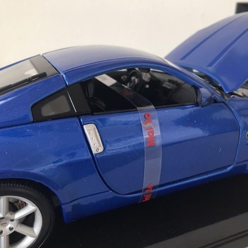 Maisto 1/18 Die-Cast Nissan 350Z Fairlady Z - Picture 9 of 10