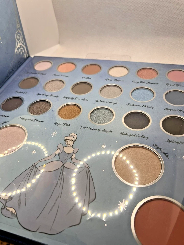 HUGE New Cinderella Disney Princess Face & Eyeshadow Palette 22 Shades w/Mirror - Image 4 of 4