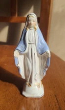Vintage Artmark Originals Virgin Mary Madonna MINIATURE figurine 4 1/2" Japan