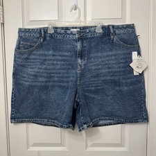 AVA  VIV Midi Jean Shorts Blue Denim Women  s Plus Size 26 High Rise NWT