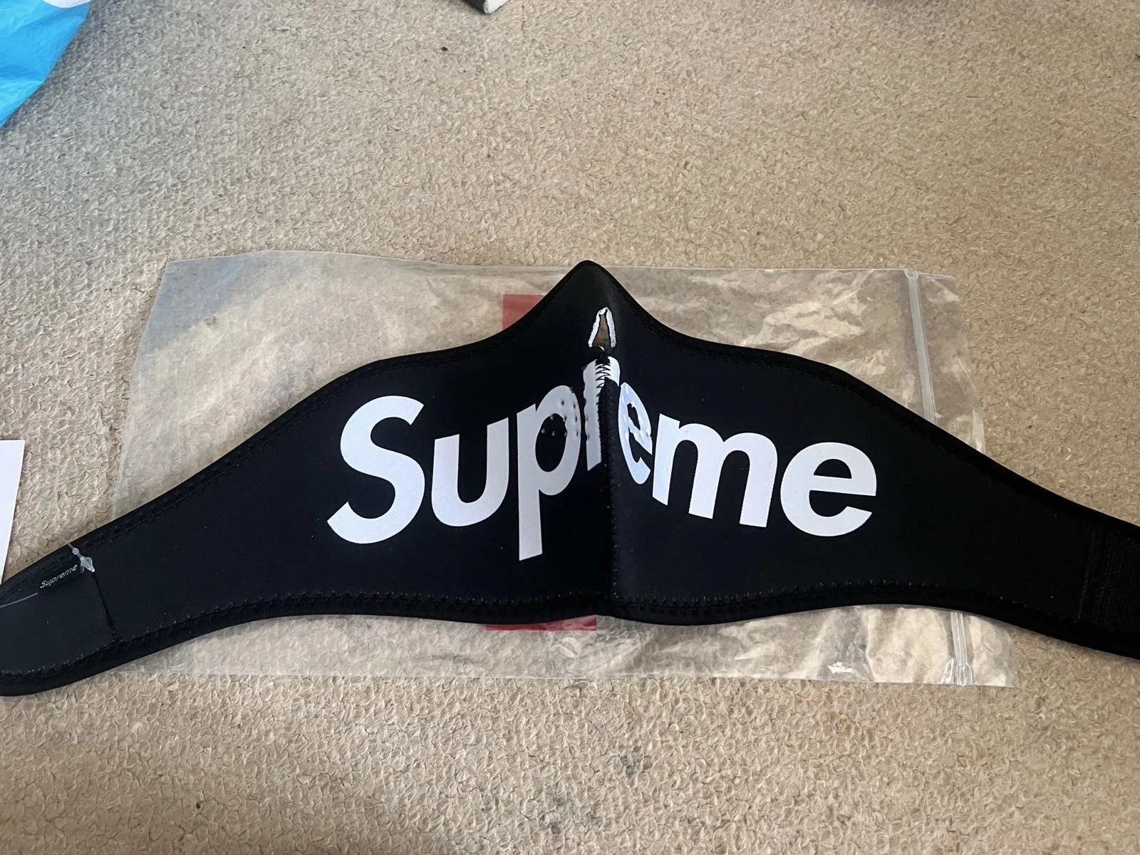 SUPREME Windstopper Facemask BLACK FW20 Brand New with Tags *Authentic*
