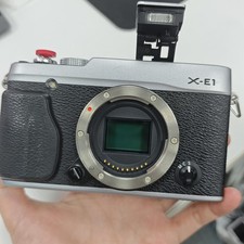 Fujifilm X-E1 XE1 XE-116.3MP Mirrorless Digital Camera Silver Body Fast shipping