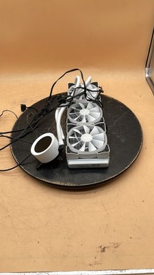 NZXT Kraken Z73 RGB RL-KRZ73-RW 360mm AIO Liquid CPU Cooler White LCD for Parts