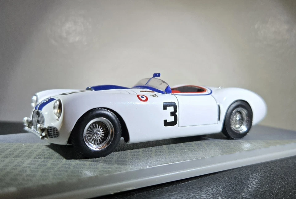 Bizarre by Spark Cunningham C-2R #3 Le Mans 1951 1/43 blanco azul resina sin usar, en caja Foto 4 de 4
