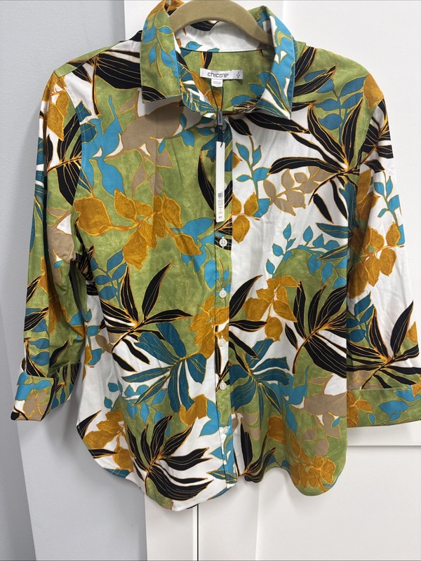 Chico’s  No Iron Stretch Santa Ponsa Palms Shirt 3/4 Sleeve Size 2 (12)