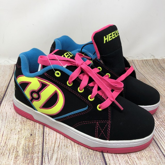 2 wheeled heelys size 4