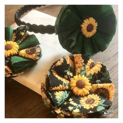 Dress It Up Buttons - Sunflowers - Picture 2 of 2