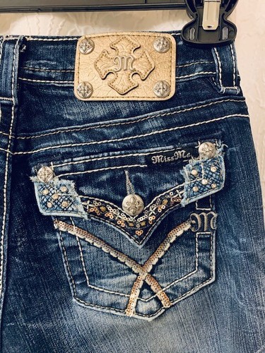 Miss Me Mid-Rise Relaxed Skinny jeans 