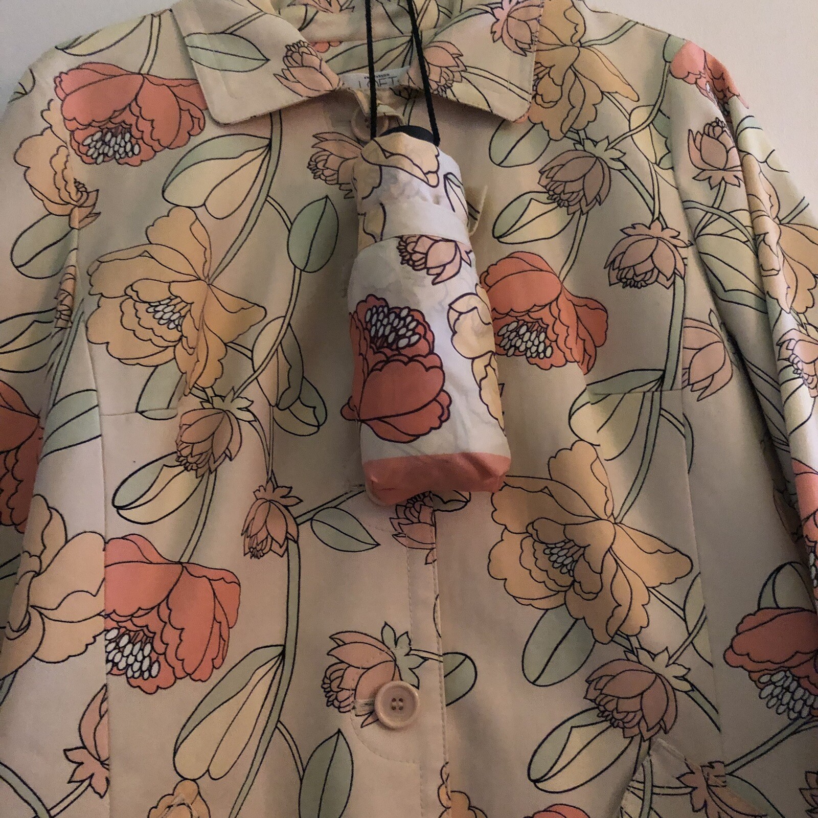 Vintage Loft Flower Coat with Colorful Matching Umbrella Brightens Your Look