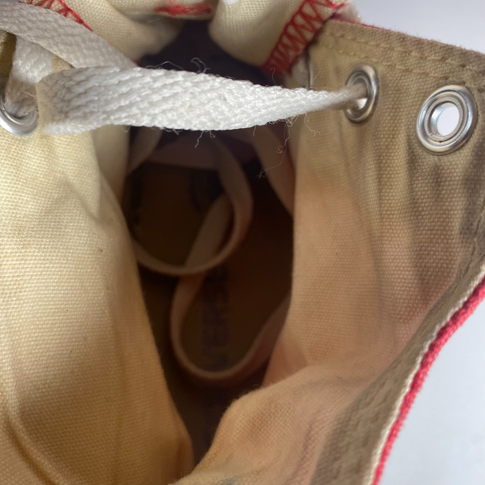 Converse Chuck Taylor All Star Shoes Mens Size 7 Red High Top Canvas M9621 thumbnail 3