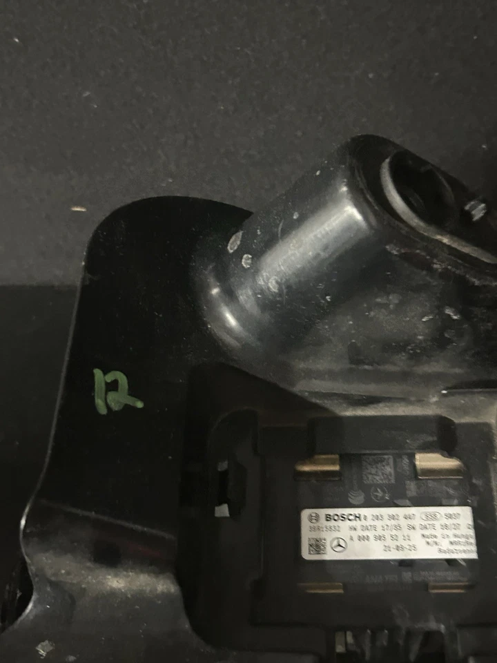 Mercedes Benz CLA250 Blind Spot Radar  Adaptive Cruise Sensor   000 905 52-11 RH - Image 3 of 4