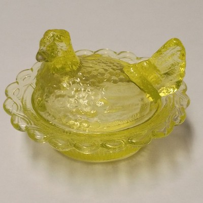 Vintage Mosser Vaseline Mini Salt Hen On Nest Hard To Find Great Shape Beautiful