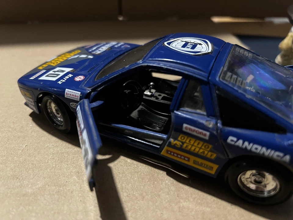 Burago 1:24 Lancia Rally 037 “Olio Fiat” raro modelo retro vintage coche de carreras   Foto 2 de 4