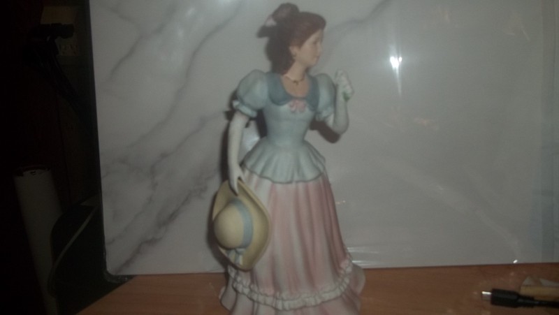 Home Interior Lady Camile Victorian figurine