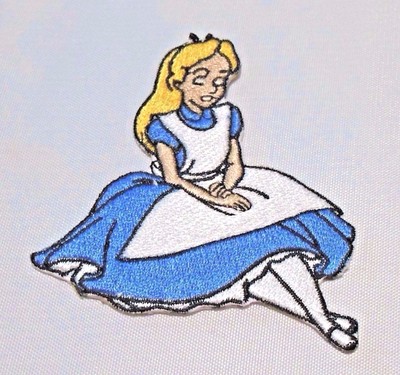 Disney/'s Alice in Wonderland Character 3 1//2/" Tall Embroidered Patch