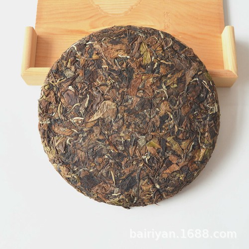 White Tea Cake Premium Aged Fuding Shou Mei Long Life Augenbrauentee 350g - Bild 7 von 7