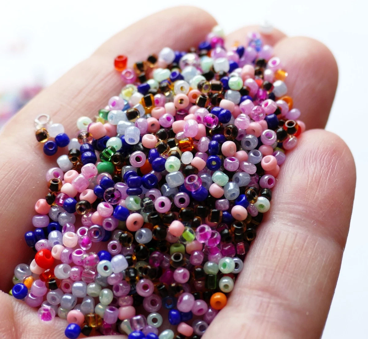 10g Mixed Colors Glass Seed 800 Pcs Small Beads, Beading Supplies G411