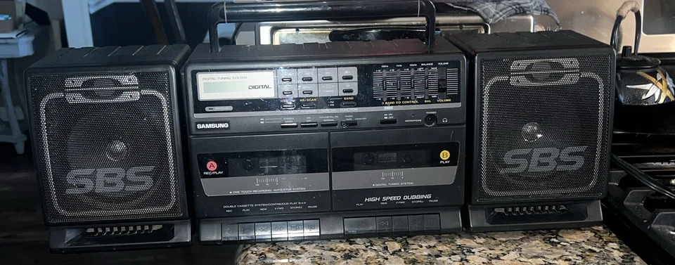 Grabadora de casete doble estéreo Samsung PD-770 VINTAGE funciona - leer Foto 3 de 4