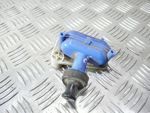 Audi 100 200 5000 C3 1987 Stellmotor Zentralverriegelung UST57124