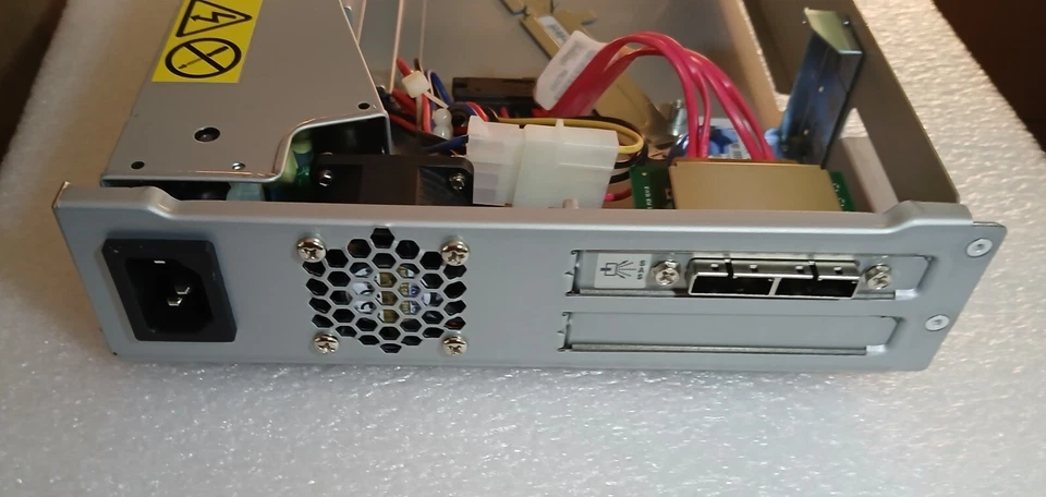 QUANTUM/IBM STYLE TAPE DRIVE CASE HH SAS 8088FOR LTO4, LTO5,LTO6,LTO7,LTO8,LTO9 - Image 3 of 4