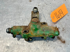 1963 John Deere 5010 Tractor Hydraulic Pressure Control Valve R31624