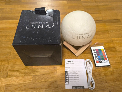 Norwegian Cruise Line NCL Luna LED Mondlampe RGB dimmbar mit Fernbedienung 
