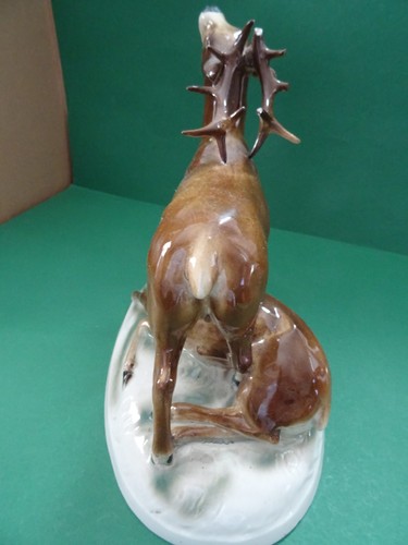 Figur Hirsch mit Kalb unter dem Muttertier Pinte 23 mal 16 H 24 - Bild 5 von 6