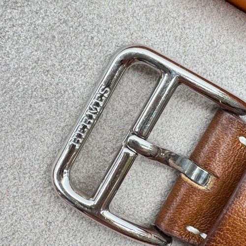 Bracelet Apple Watch Hermès en cuir marron fauve simple tour pour article de mode 38-42 mm - Photo 5 sur 9