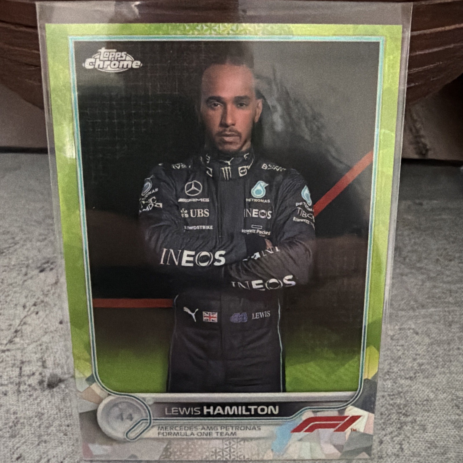 2022 Topps Chrome Sapphire F1  Lewis Hamilton #5 Chartreuse Refractor /199