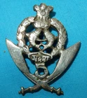 WW2 ERA 5th GURKHA RIFLES BRITISH MILITARY CAP BADGE - WORLD WAR II