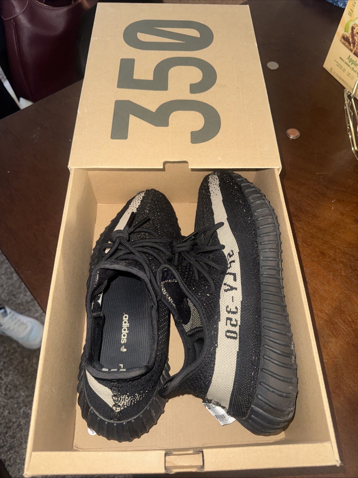 Yeezy Boost 350 Used Men’s Size 10.5 Good Condition w/ Box