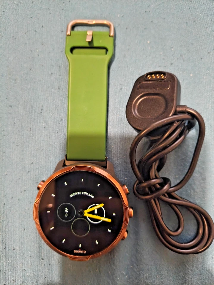 Suunto 7 Bluetooth GPS ,NFC Hiking Smartwatch - Image 4 of 4