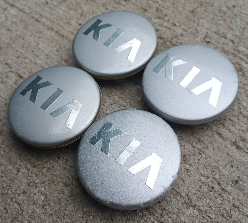 Juego de 4 tapas centrales Kia Sportage Optima Soul Rio Forte, 2010-2024 p/n 529603W200 Foto 2 de 3