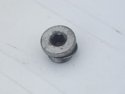 BMW R45 R65 GETRIEBEÖLEINFÜLLSCHRAUBE