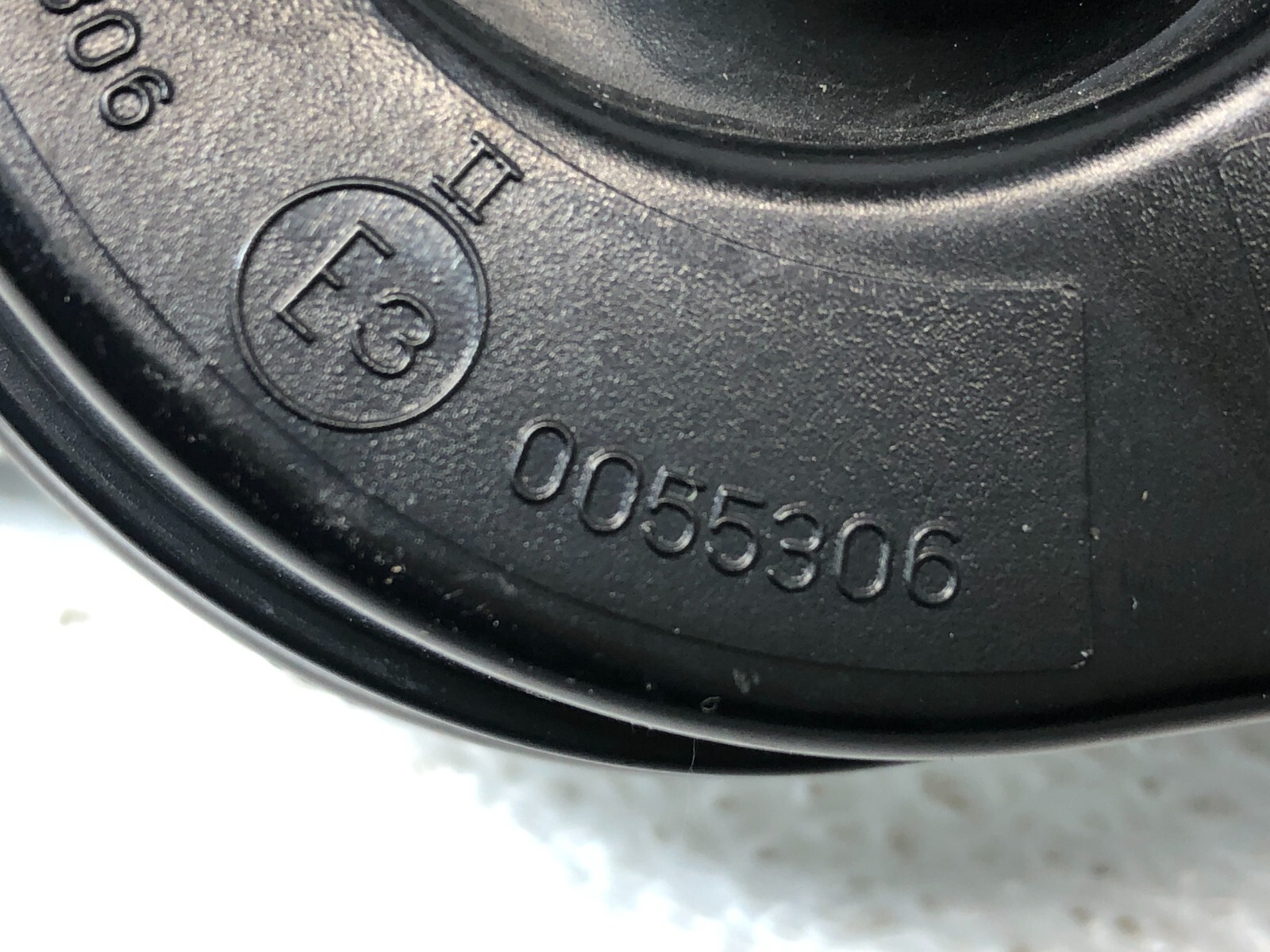 2014-2020 MASERATI GHIBLI SQ4 HIGH & LOW TONE HORN OEM.