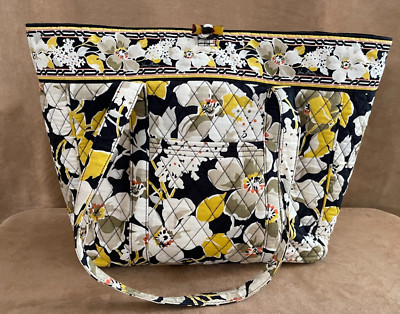 Dogwood Vera Bradley purse toggle close retired hand bag shoulder yellow Mandy