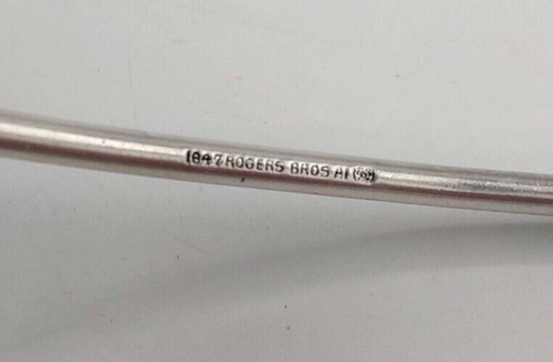 1847 Rogers Bros A1 Slotted Pierced Small Silver Plated Ladle - Imagen 4 de 6