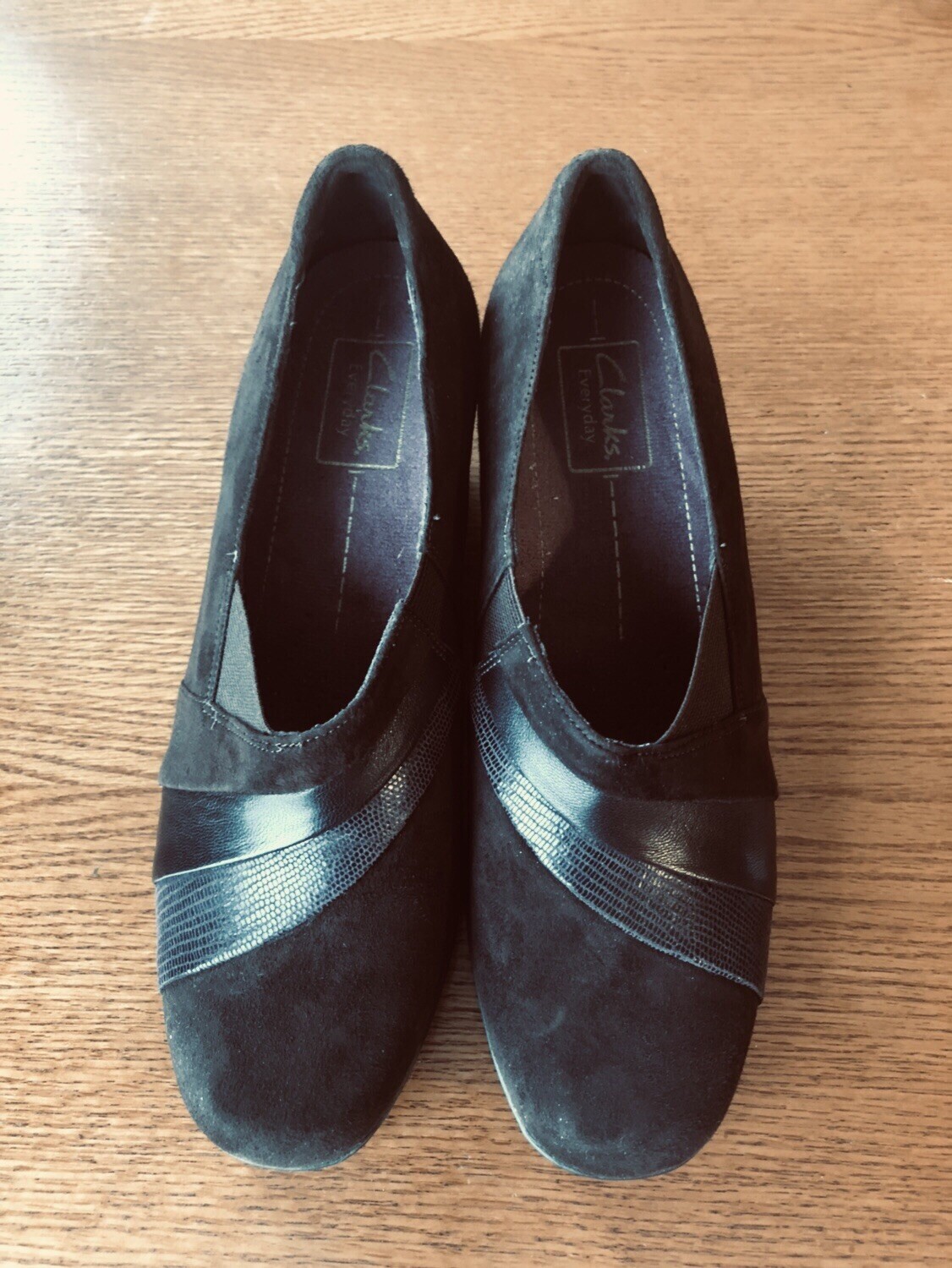 clarks active air wedge shoes