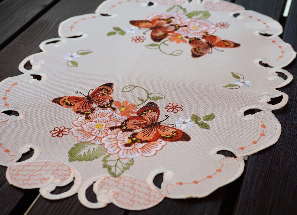 Tischdecke Schmetterling bestickt Frühling Sommer weiß-bunt Läufer Kissen  689 - Bild 4 von 4